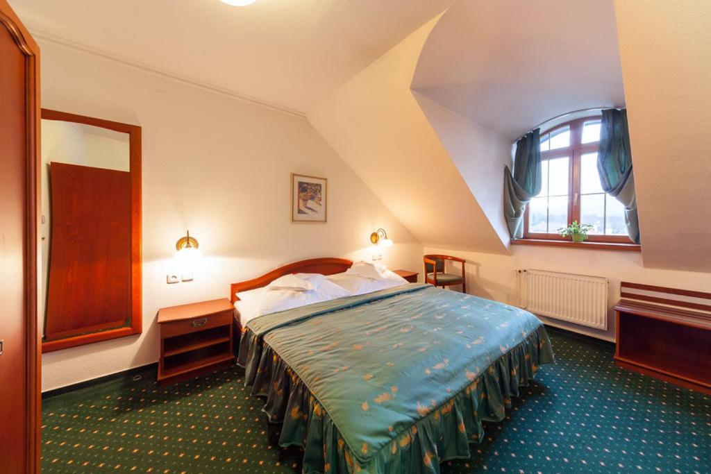 Agh Hotel Rožnov pod Radhoštěm Exteriér fotografie